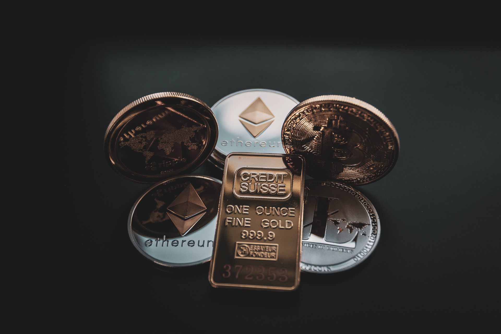 Kryptowaluta CryptonsQ - pierwsza polska kryptowaluta